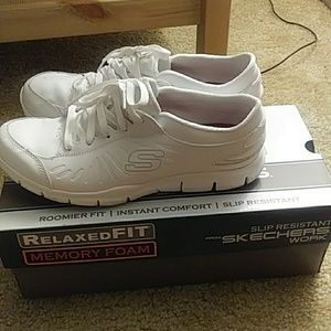 Skechers Work